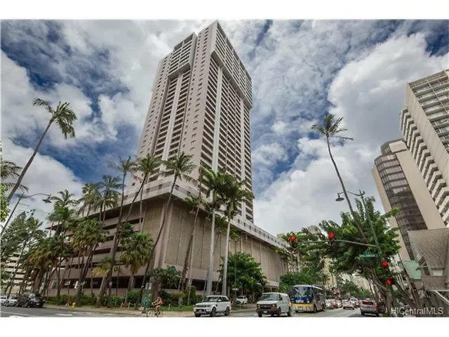 Heart Of Waikiki,1Bdrm,Free Parking, Wifi,No Resort Fees,Youtube,Netflix ! Honolulu