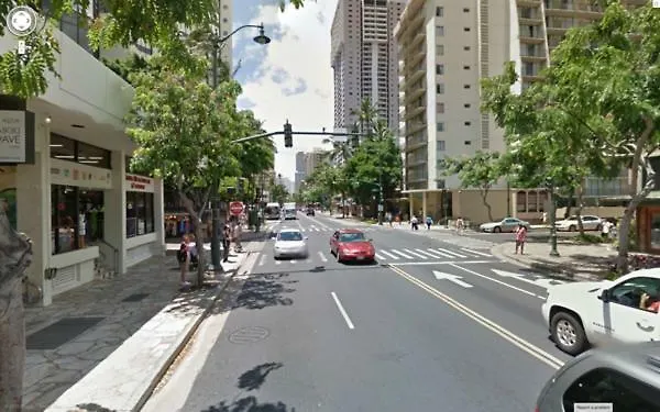 Heart Of Waikiki,1Bdrm,Free Parking, Wifi,No Resort Fees,Youtube,Netflix ! Honolulu Holiday home