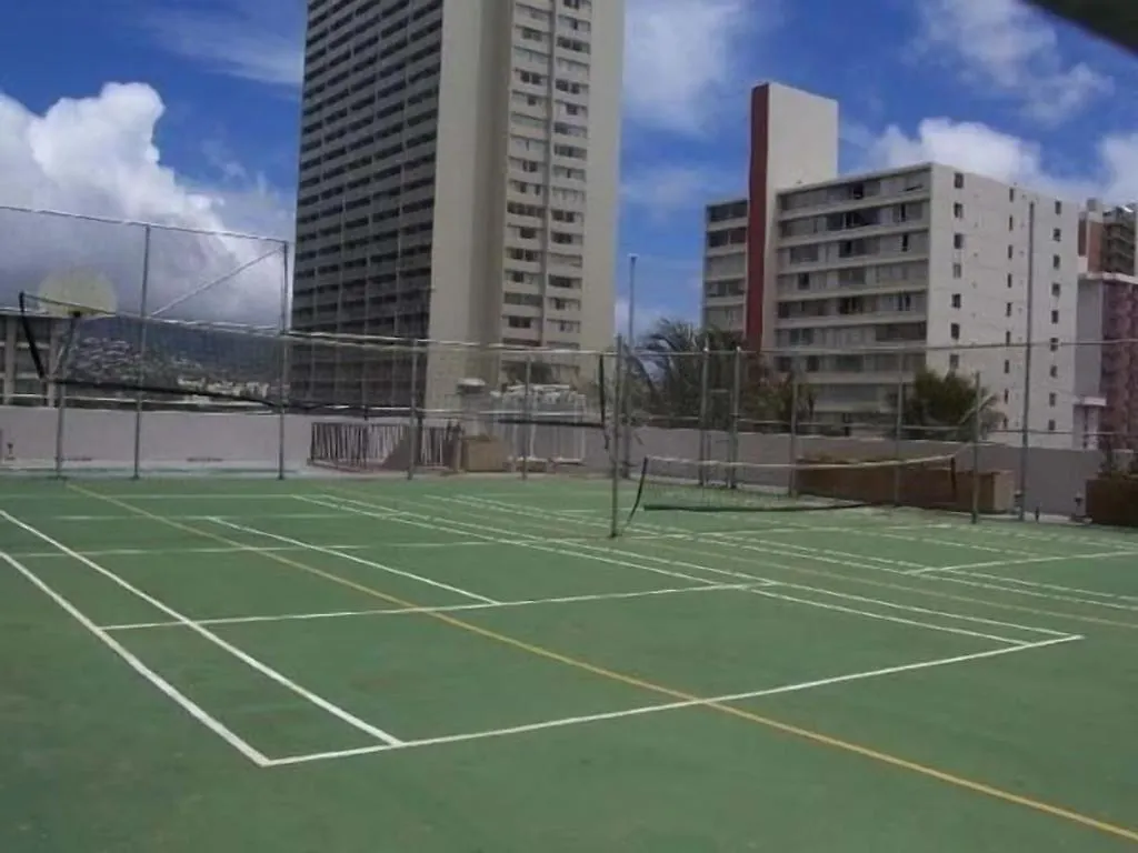 Heart Of Waikiki,1Bdrm,Free Parking, Wifi,No Resort Fees,Youtube,Netflix ! Honolulu 0*,  États-Unis