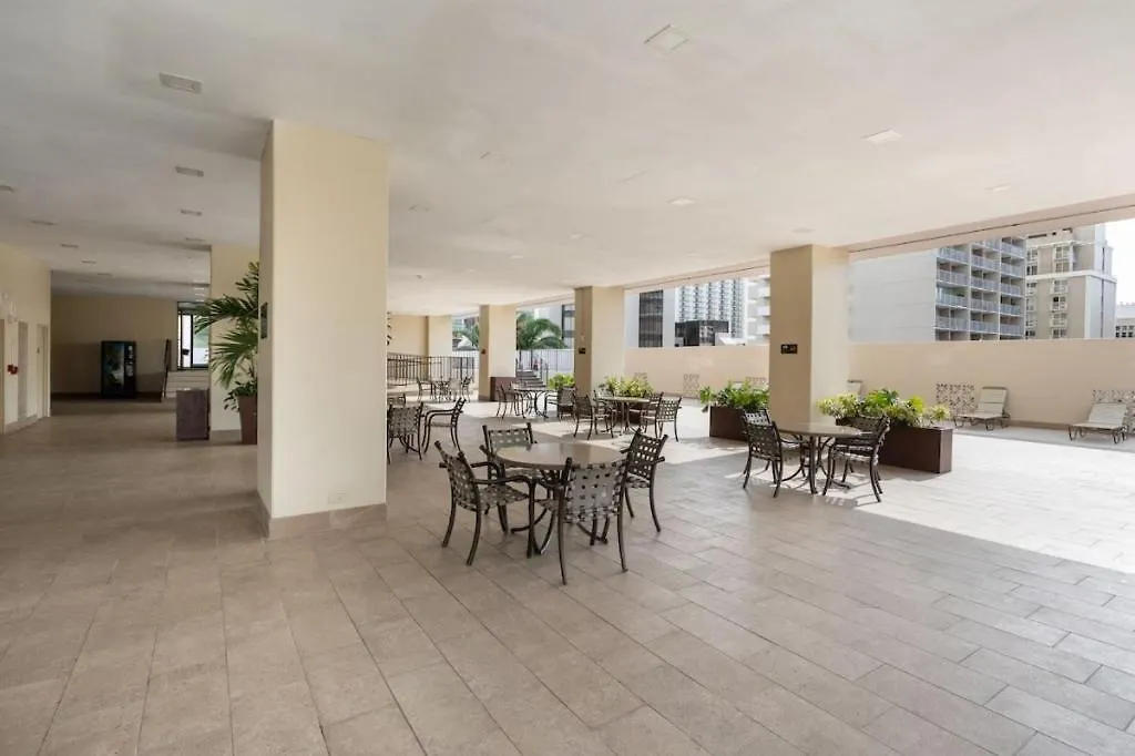 Hébergement de vacances Heart Of Waikiki,1Bdrm,Free Parking, Wifi,No Resort Fees,Youtube,Netflix ! Honolulu États-Unis