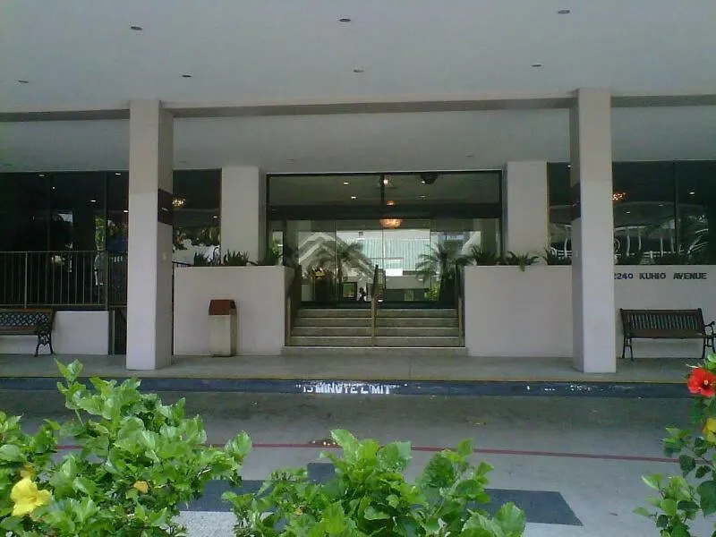 Heart Of Waikiki,1Bdrm,Free Parking, Wifi,No Resort Fees,Youtube,Netflix ! Honolulu 0*,